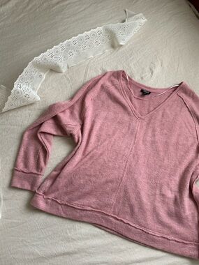 a.n.a. Dusty Pink V-Neck Lightweight Women's Sweater